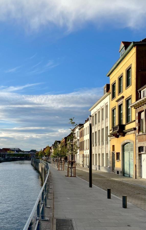 Appartement Et Parking Privatif Le Long De L Escaut Tournai Exterior foto